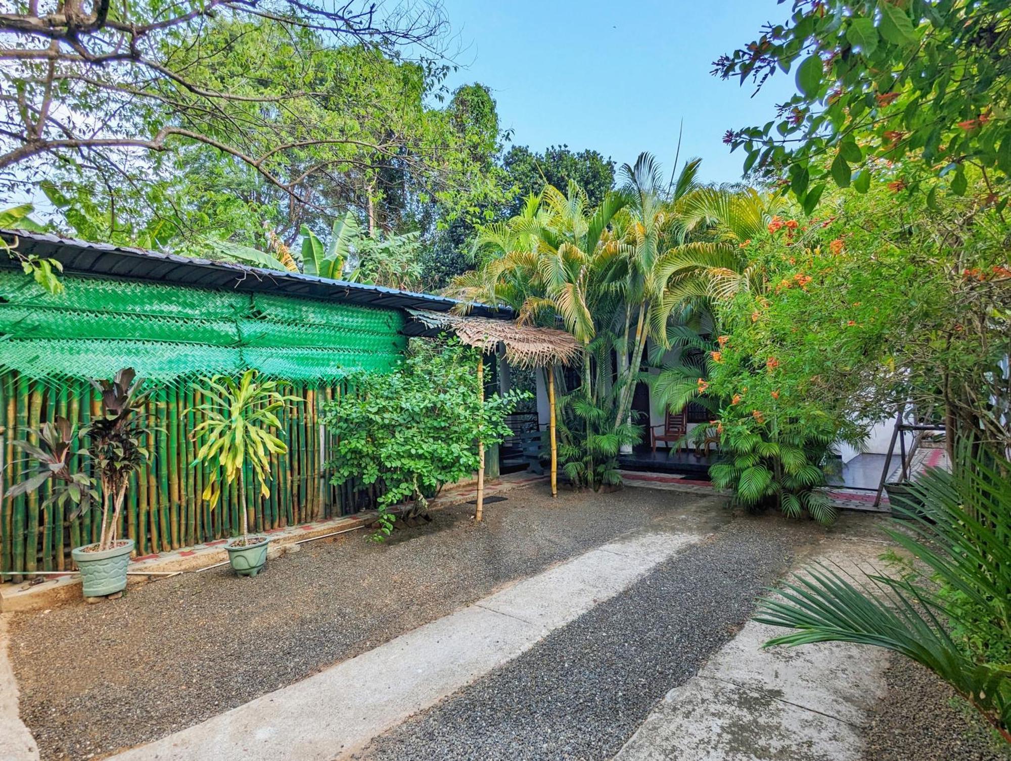 Golden Pearl Safari Villa ウダワラウェ エクステリア 写真