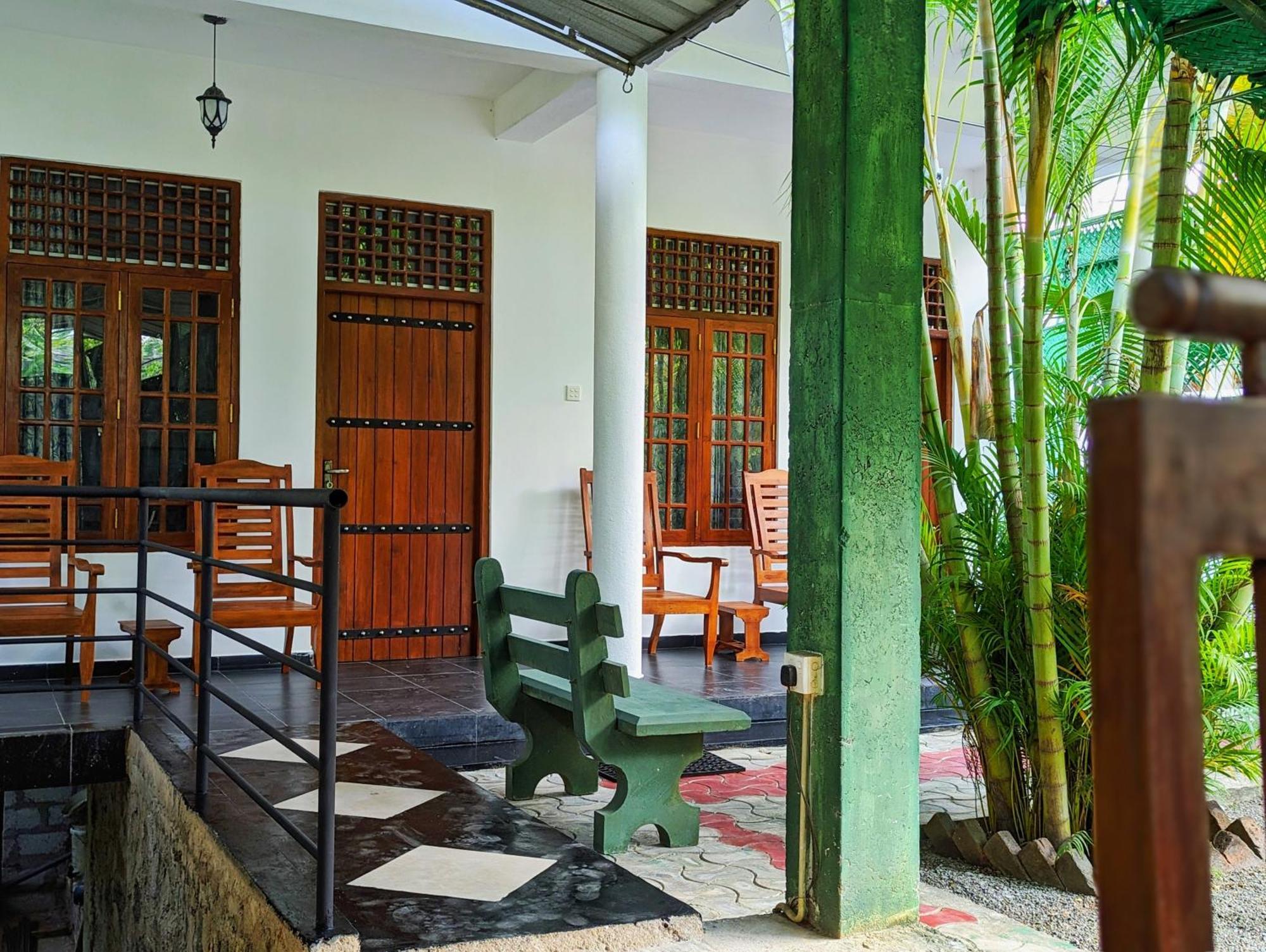 Golden Pearl Safari Villa ウダワラウェ エクステリア 写真