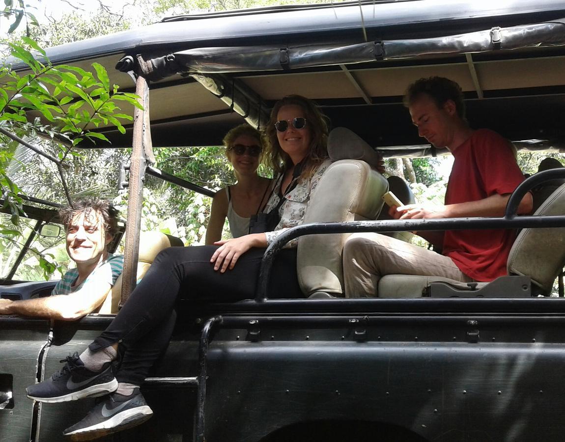 Golden Pearl Safari Villa ウダワラウェ エクステリア 写真