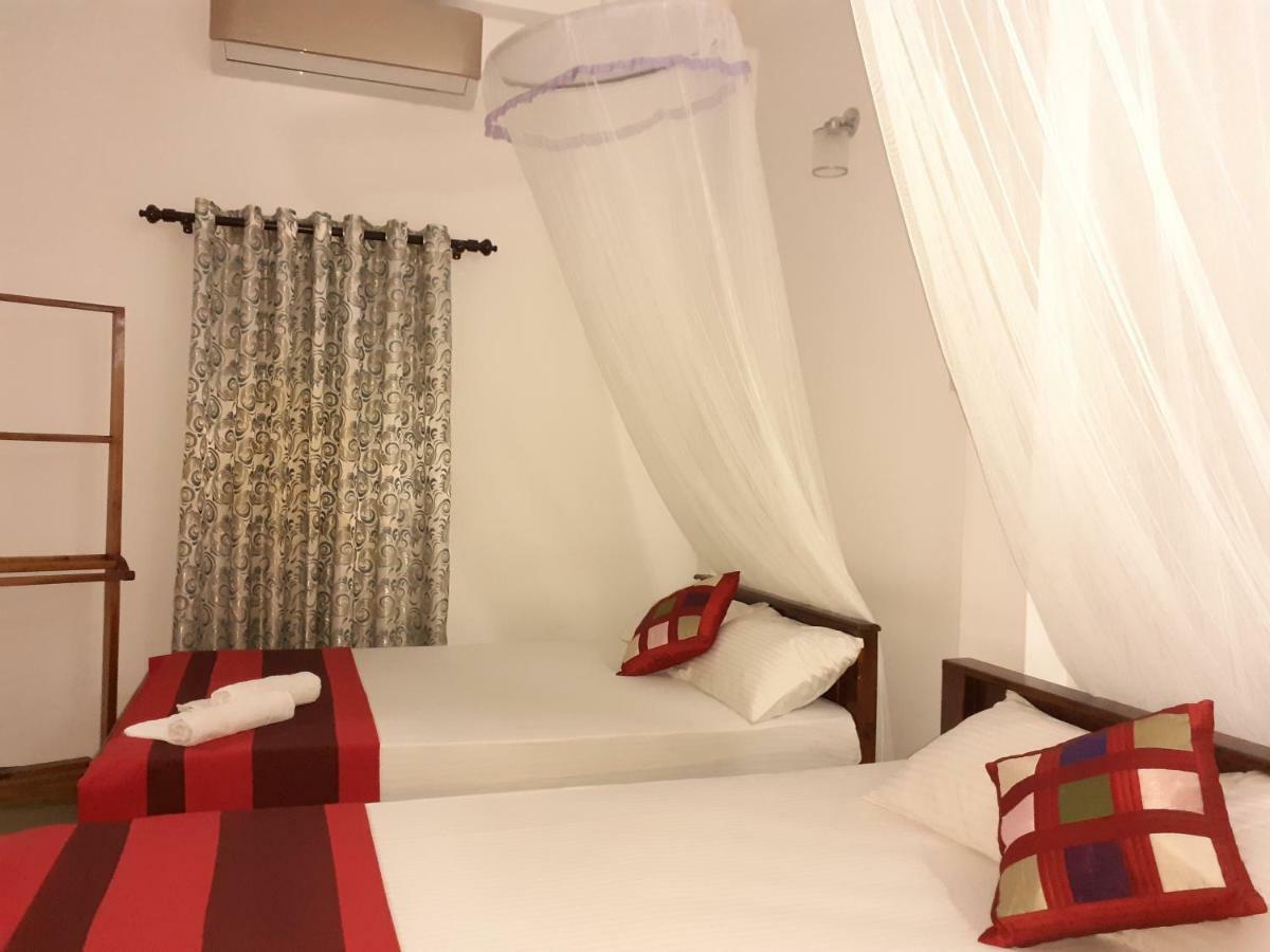 Golden Pearl Safari Villa ウダワラウェ エクステリア 写真